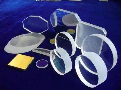 善其事需利其器 一覽有前途的新型光學(xué)材料